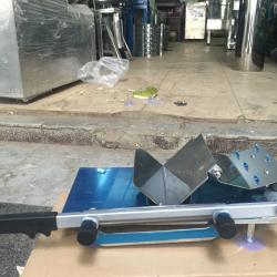 Máy Thái Thịt Bằng Tay